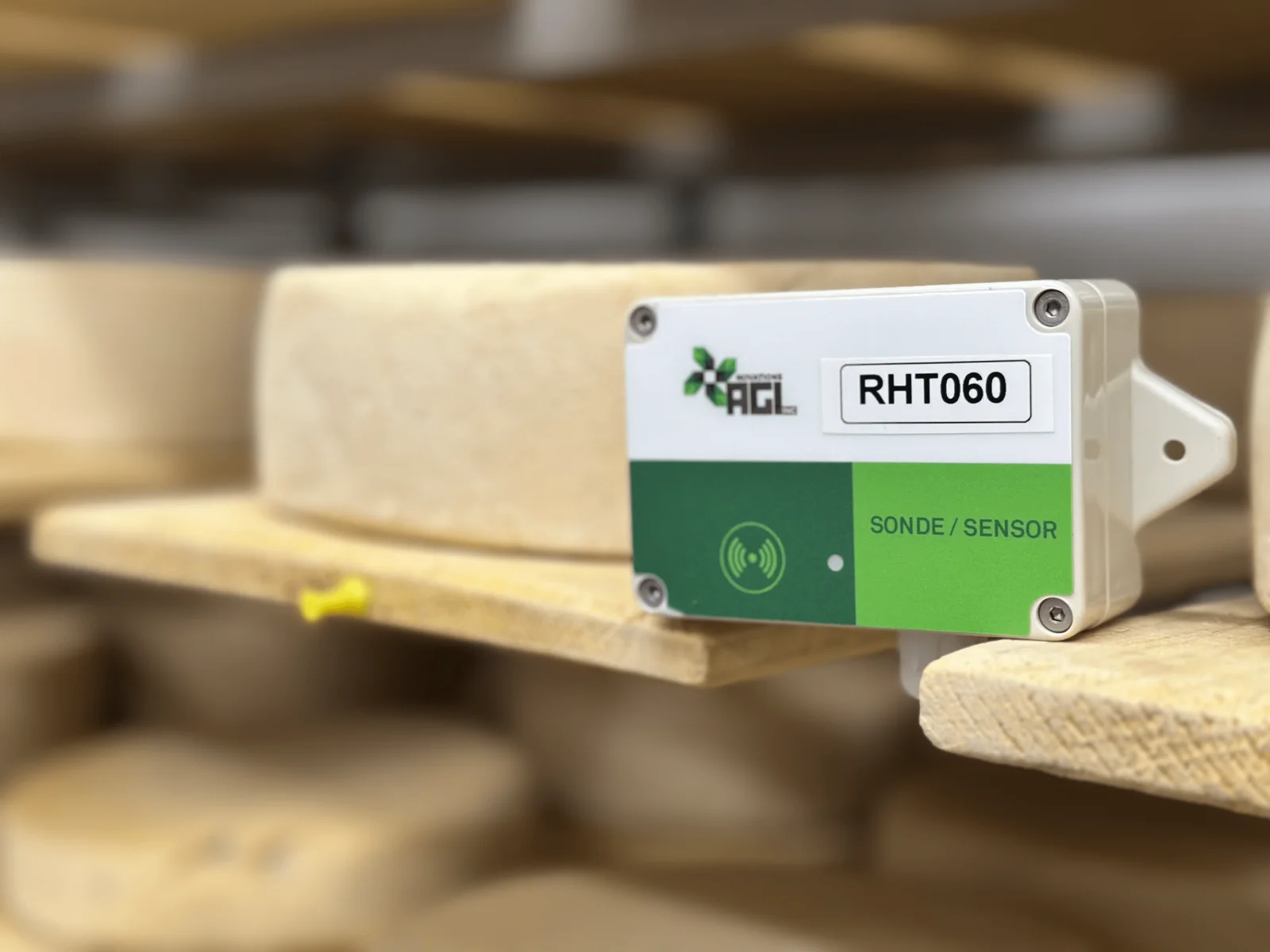 Fromagerie La Suisse Normande: Les Sondes AGL pour la surveillance des salles d’affinage